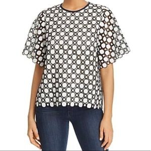 TORY BURCH
Gloria Geo-pattern Lace Top In White